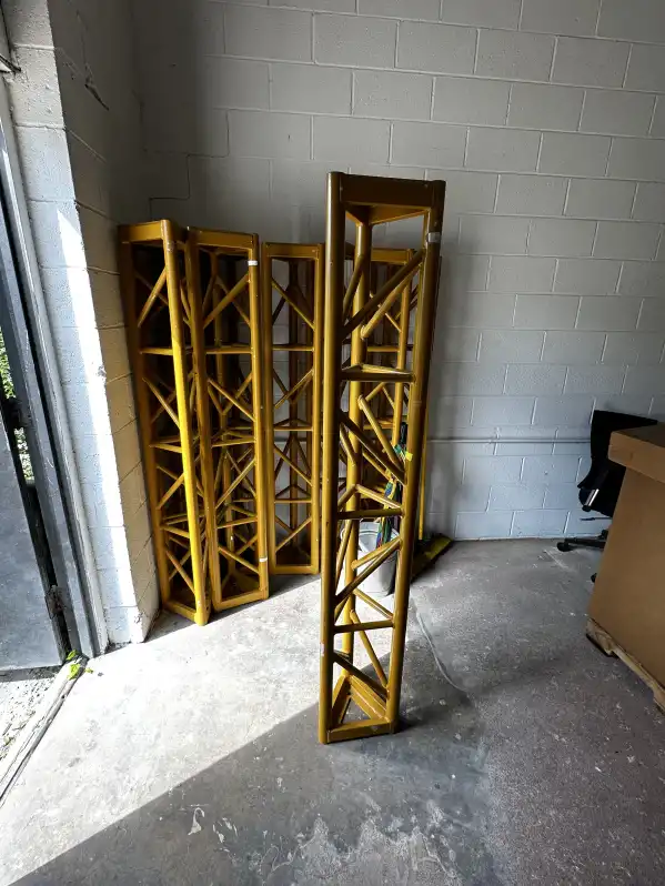 Image of 72" Yellow Aluminium Truss